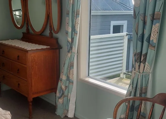 Oamaru Green Cottage
