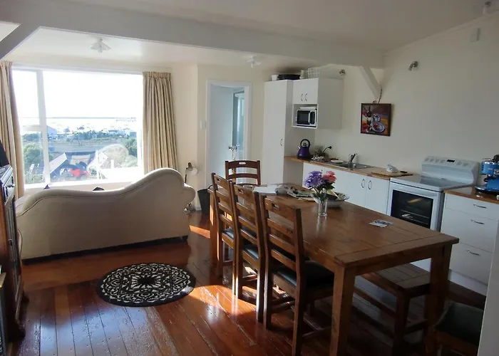 Oamaru Green Cottage